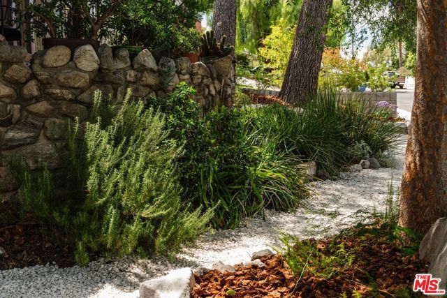 10610 Pinyon Avenue, Tujunga (los Angeles), CA 91042