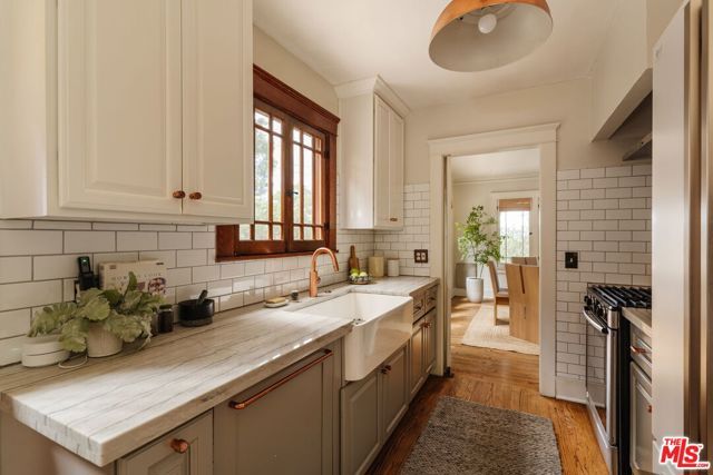 10610 Pinyon Avenue, Tujunga (los Angeles), CA 91042