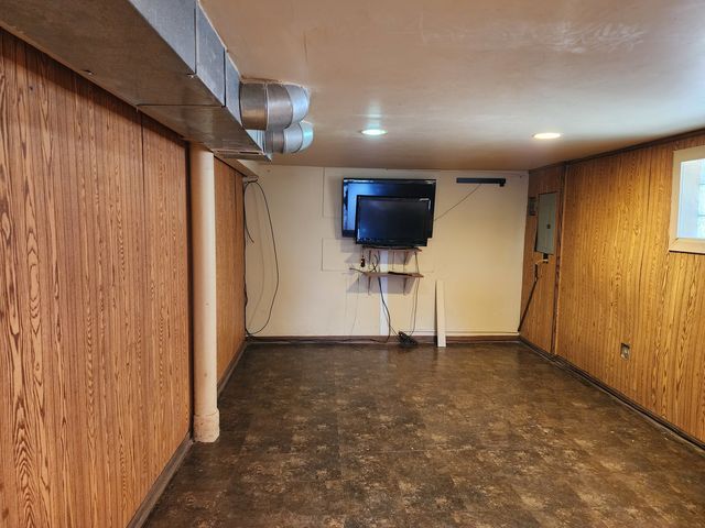 1317 Washington Street, Chicago Heights, IL 60411
