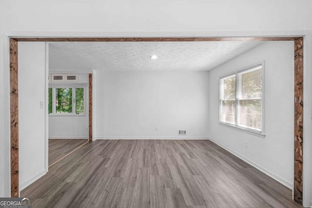 1373 Fairfield Drive SW, Lilburn, GA 30047