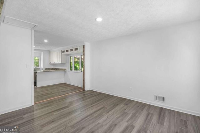 1373 Fairfield Drive SW, Lilburn, GA 30047