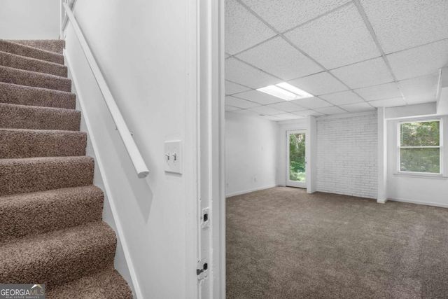 1373 Fairfield Drive SW, Lilburn, GA 30047