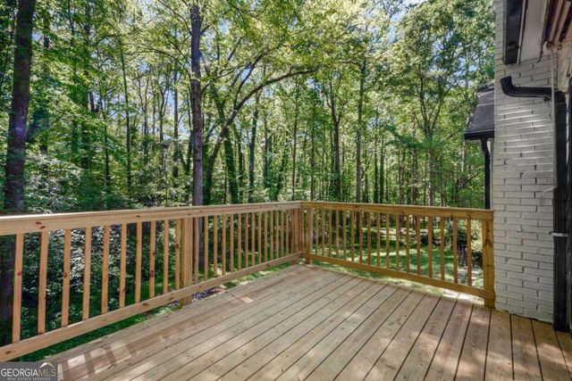 1373 Fairfield Drive SW, Lilburn, GA 30047