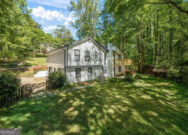 1373 Fairfield Drive SW, Lilburn, GA 30047