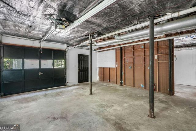 1373 Fairfield Drive SW, Lilburn, GA 30047