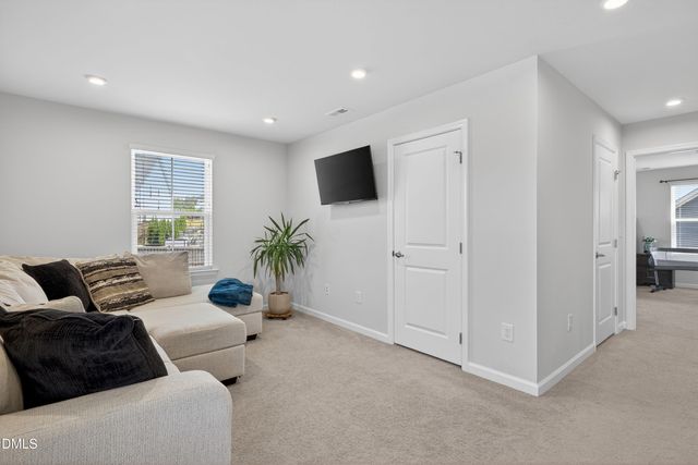 201 Devon Fields Drive, Holly Springs, NC 27540