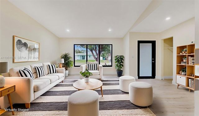 10944 SW 159th Ter, Miami, FL 33157