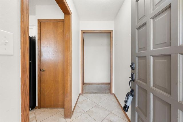 400 Longview SW Drive, Piedmont, OK 73078