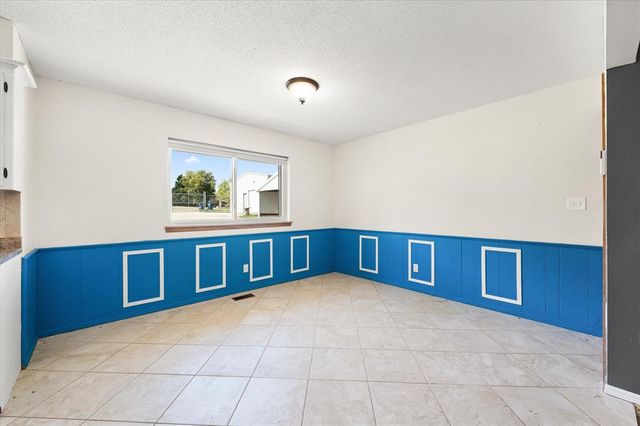 400 Longview SW Drive, Piedmont, OK 73078