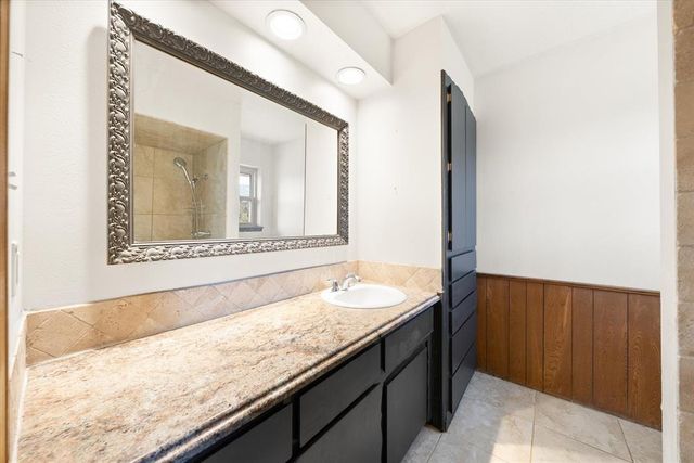 400 Longview SW Drive, Piedmont, OK 73078