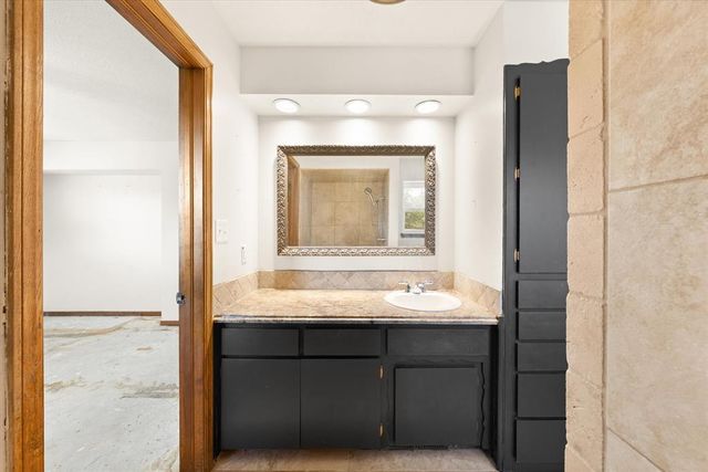 400 Longview SW Drive, Piedmont, OK 73078