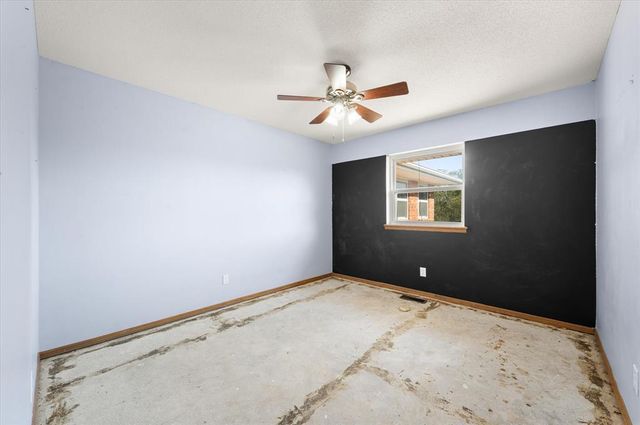 400 Longview SW Drive, Piedmont, OK 73078