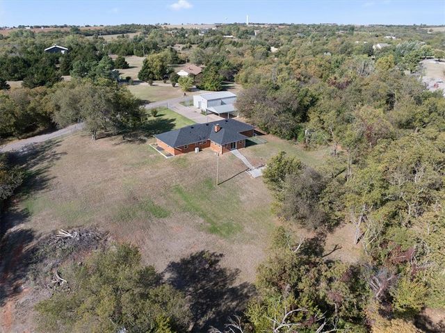 400 Longview SW Drive, Piedmont, OK 73078