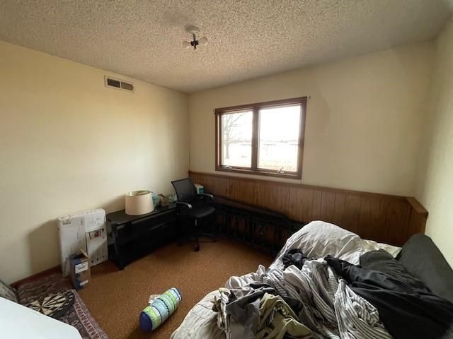 304 S 69th Highway, Pittsburg, KS 66762