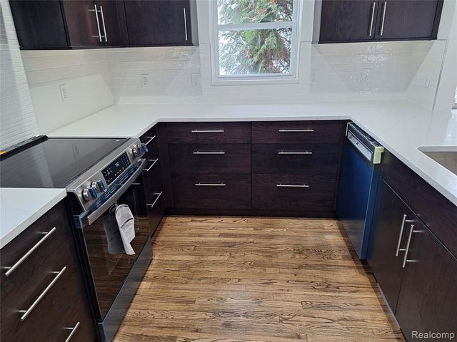 607 S Connecticut Avenue, Royal Oak, MI 48067