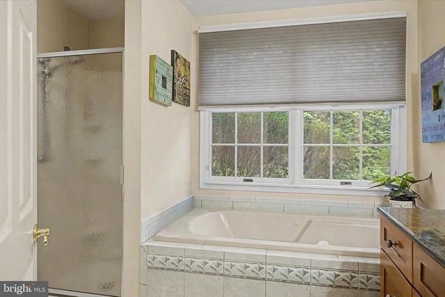 117 GREENBROOK CT, New Hope, PA 18938