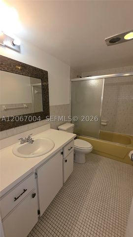 2200 E Hallandale Beach Blvd 709, Hallandale Beach, FL 33009