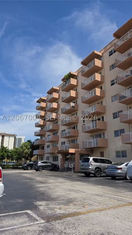 2200 E Hallandale Beach Blvd 709, Hallandale Beach, FL 33009
