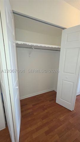 2200 E Hallandale Beach Blvd 709, Hallandale Beach, FL 33009