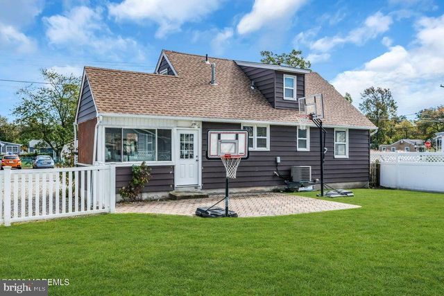710 NEWPORT AVE, Ocean Gate, NJ 08740