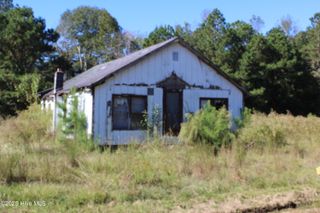 25625 Us Hwy 421, Willard, NC 28478