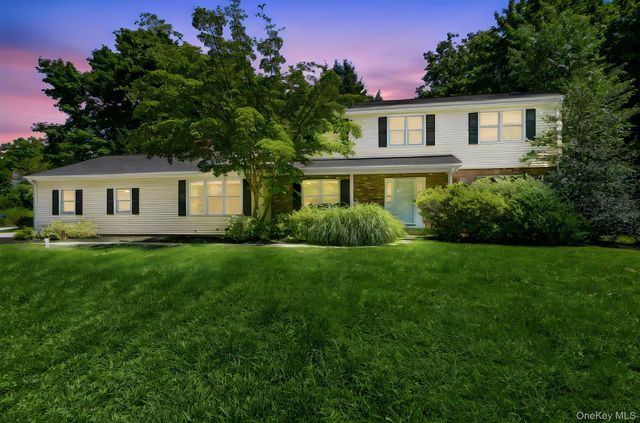 5 Hampton Place, Katonah, NY 10536