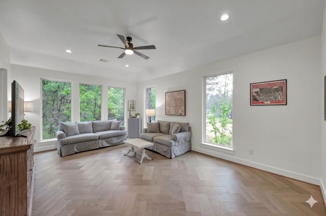 7304 Magnolia Hollow Drive, Montgomery, TX 77316