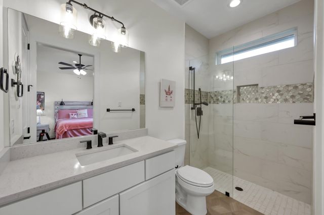 7304 Magnolia Hollow Drive, Montgomery, TX 77316