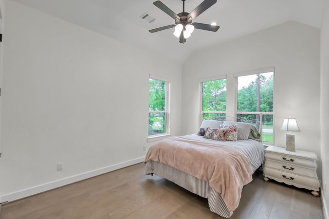 7304 Magnolia Hollow Drive, Montgomery, TX 77316