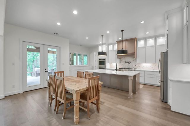 7304 Magnolia Hollow Drive, Montgomery, TX 77316