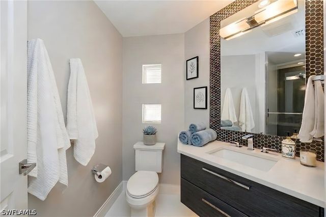 4530 Gulf Shore BLVD N 2-212, Naples, FL 34103