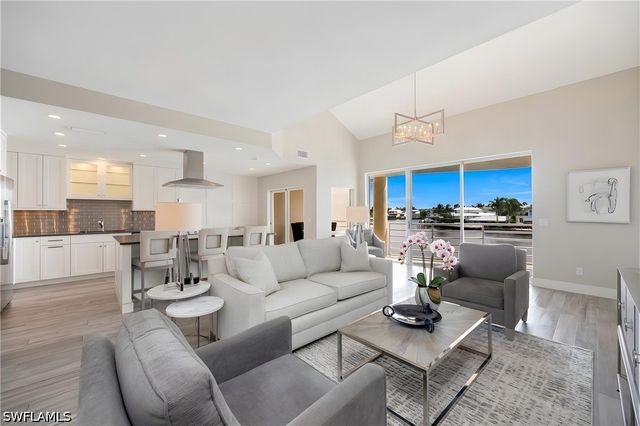 4530 Gulf Shore BLVD N 2-212, Naples, FL 34103