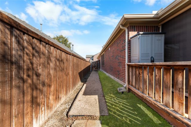 1628 Black Duck Terrace, Carrollton, TX 75010