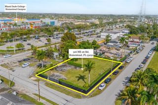 306 NE 1st Road, Homestead, FL 33030