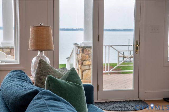 463 Rockingham Rd, Essex, VA 22454