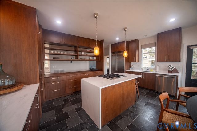 463 Rockingham Rd, Essex, VA 22454