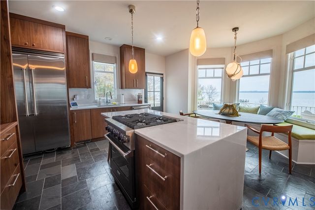 463 Rockingham Rd, Essex, VA 22454