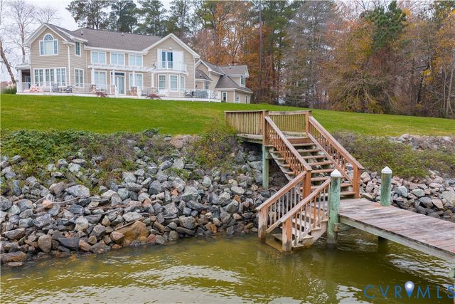 463 Rockingham Rd, Essex, VA 22454