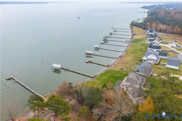 463 Rockingham Rd, Essex, VA 22454