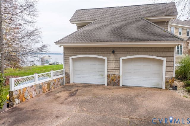 463 Rockingham Rd, Essex, VA 22454