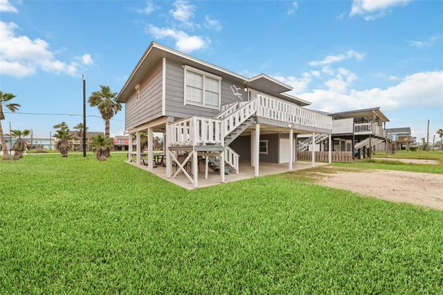 610 Seashell Drive, Freeport, TX 77541