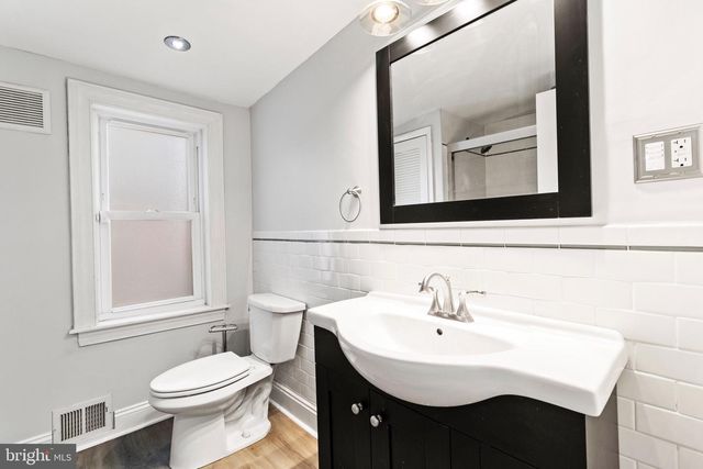 2443 E CUMBERLAND ST, Philadelphia, PA 19125