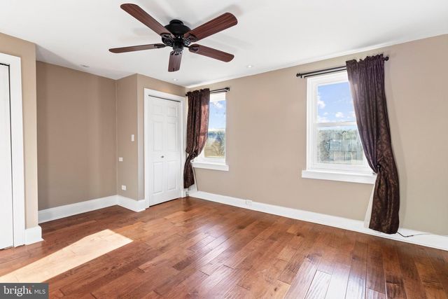 2443 E CUMBERLAND ST, Philadelphia, PA 19125