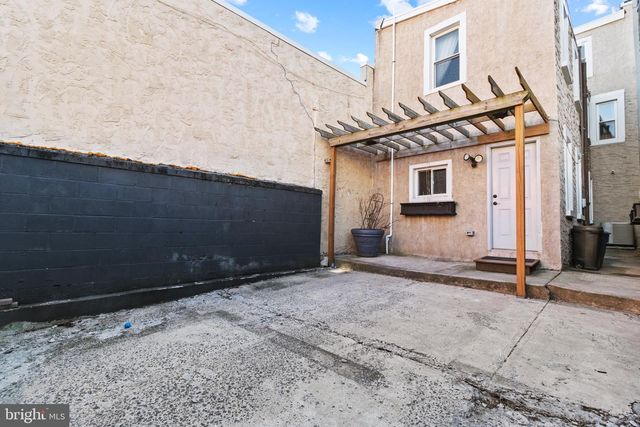 2443 E CUMBERLAND ST, Philadelphia, PA 19125