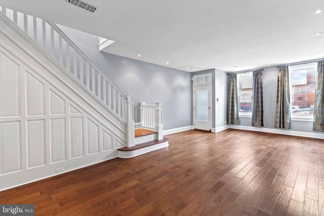 2443 E CUMBERLAND ST, Philadelphia, PA 19125