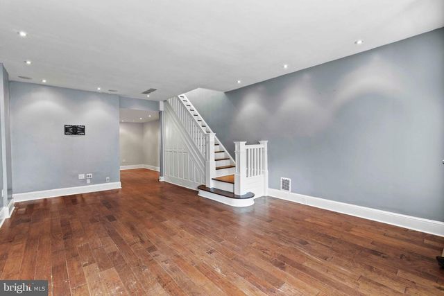 2443 E CUMBERLAND ST, Philadelphia, PA 19125