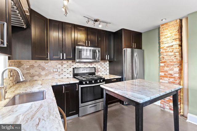 2443 E CUMBERLAND ST, Philadelphia, PA 19125