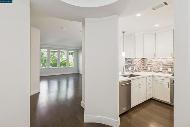 1000 Dewing Ave 115, Lafayette, CA 94549