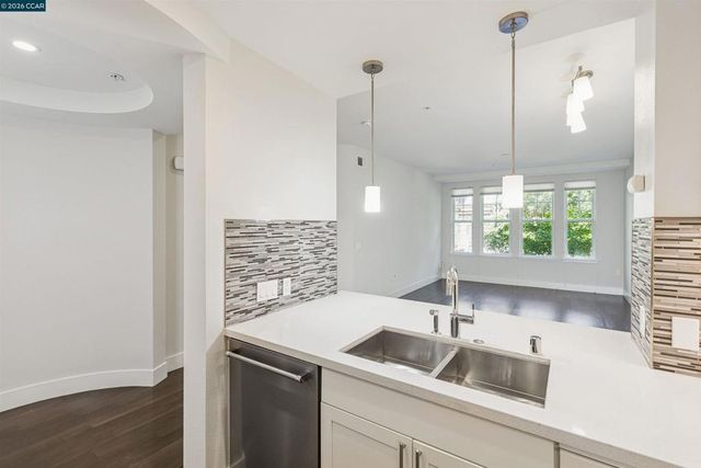 1000 Dewing Ave 115, Lafayette, CA 94549