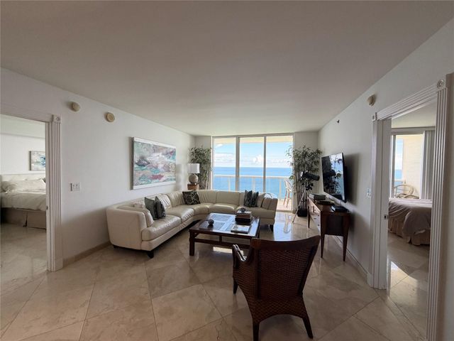 1850 S Ocean Drive 4202, Hallandale Beach, FL 33009